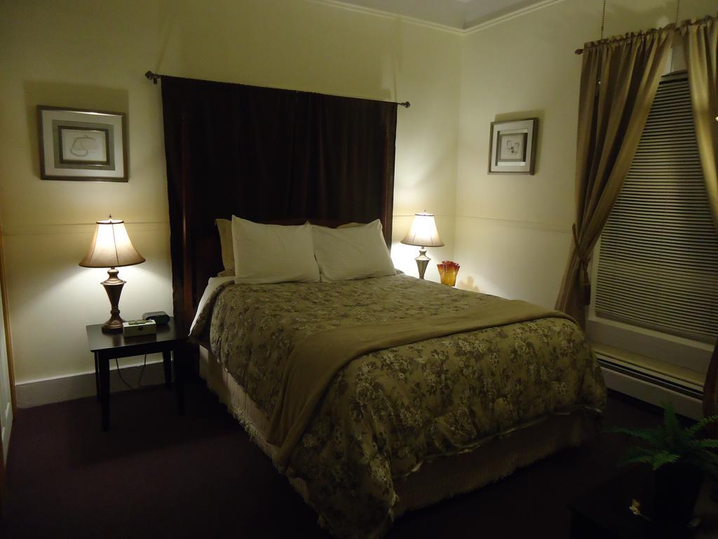Kennedy Inn St. Andrews By The Sea Ruang foto